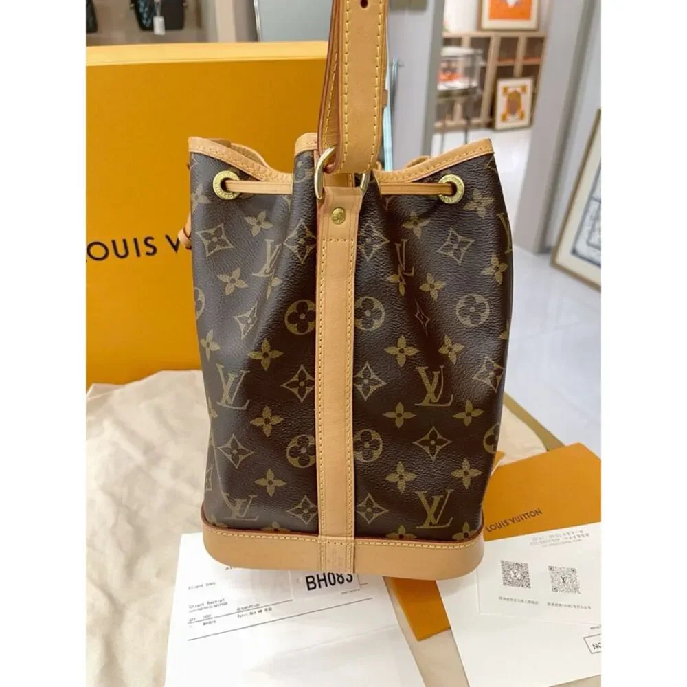 Louis Vuitton Women Pre-Loved Bag Very Good Condition